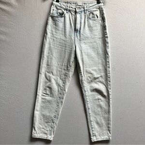 ZARA High Rise Light Wash Straight Leg Jeans Sz 29